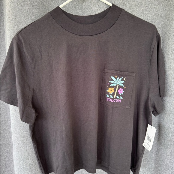 Volcom Charcoal Tee with Vibrant Pocket Design - Picture 1 of 4